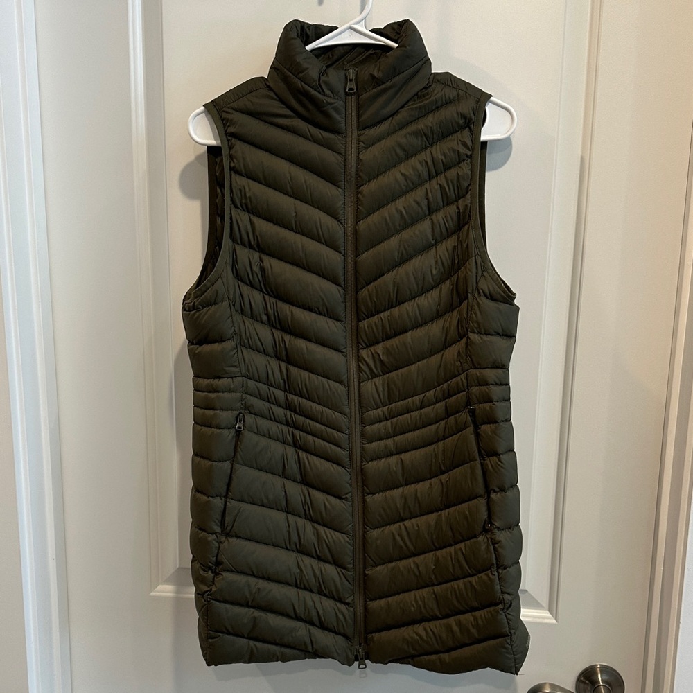 Lands End Small Olive Green Tunic Length Puffer Vest Packable